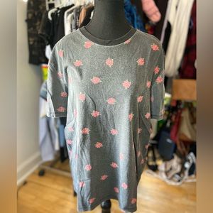 Men's T-Shirt w/ Roses - Small